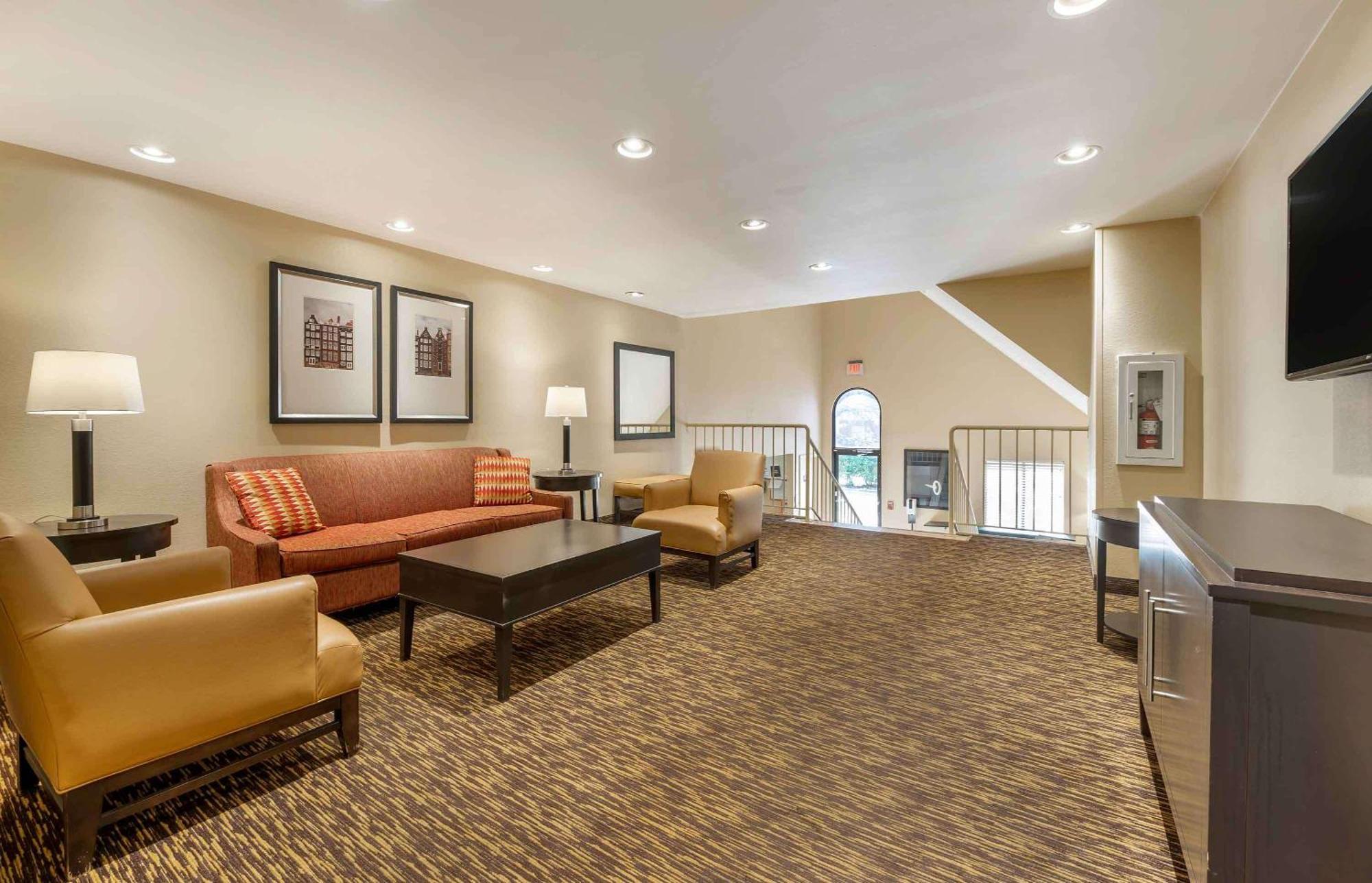 Suburban Studios Indianapolis Northwest - College Parks Esterno foto